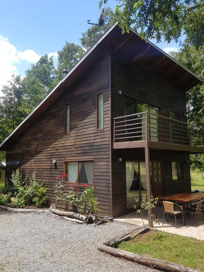 Cabanas Alto Bosque Пукон Екстер'єр фото