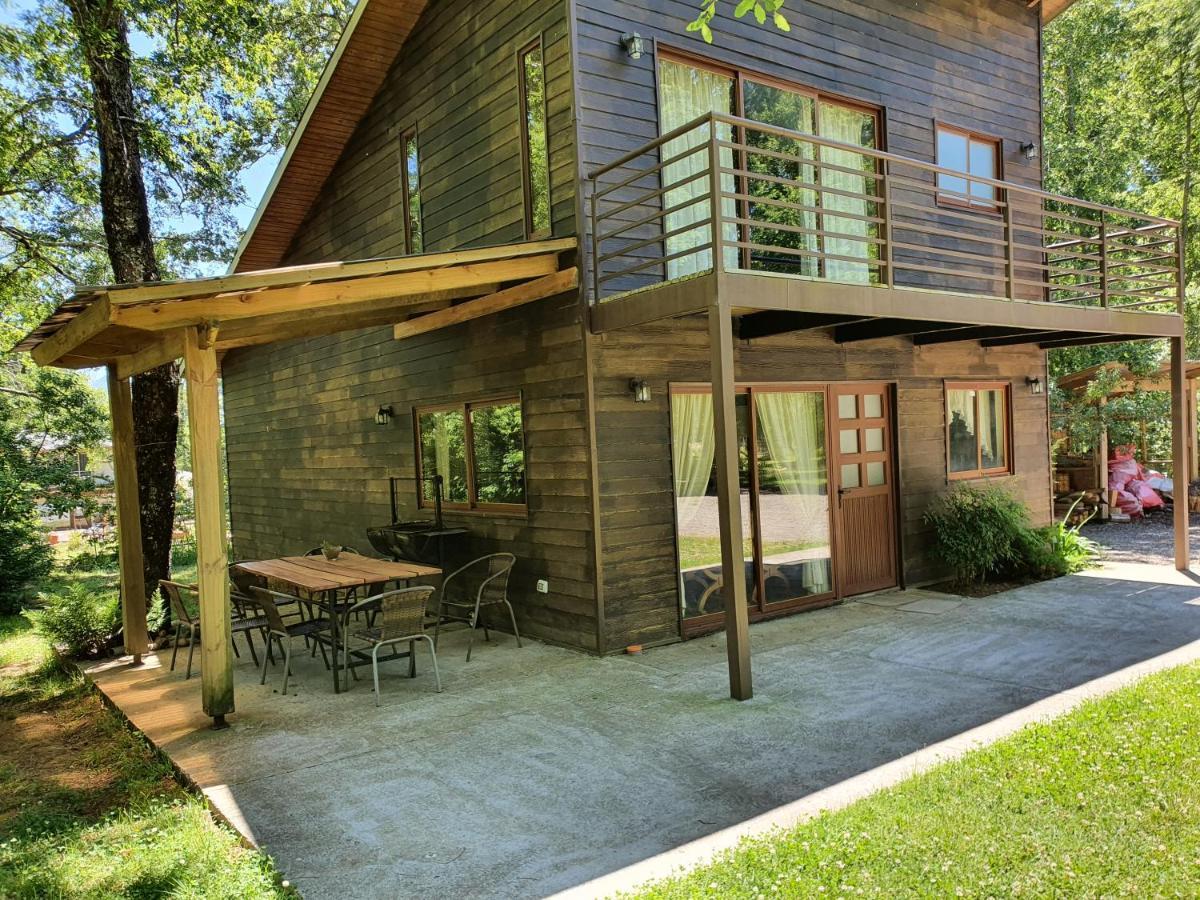 Cabanas Alto Bosque Пукон Екстер'єр фото